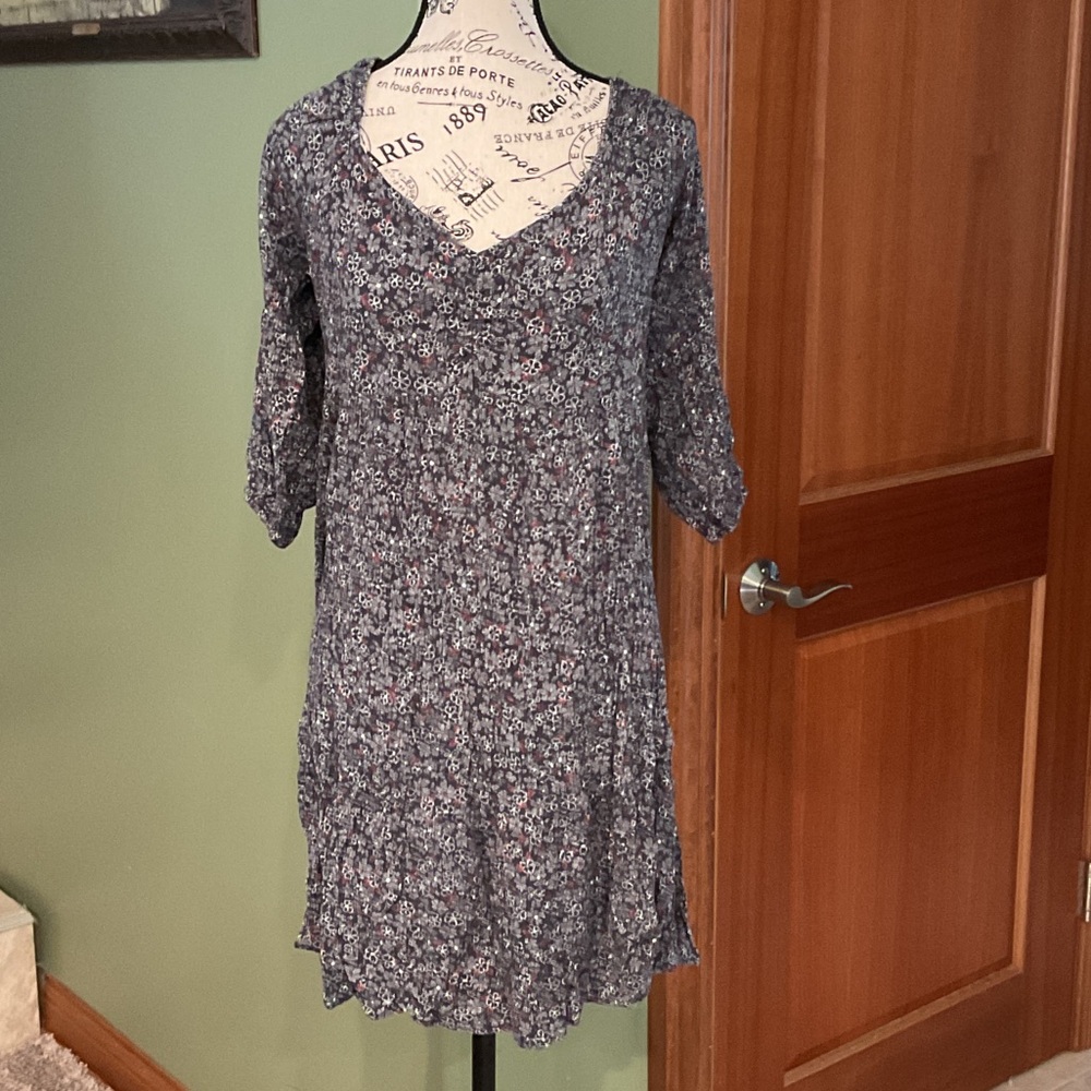 Veveret Floral Mini Dress, Size M